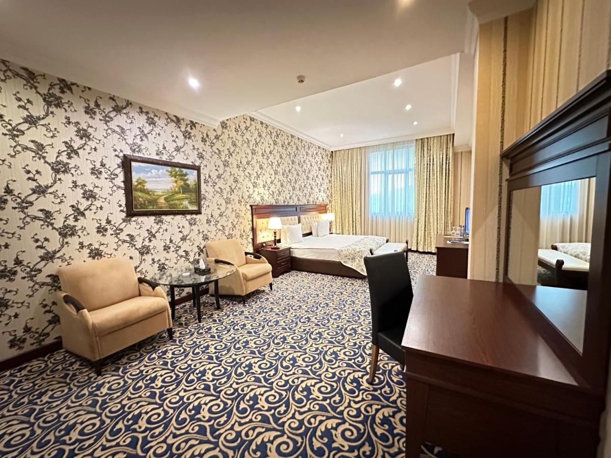 Modern Hotel Baku Room photo